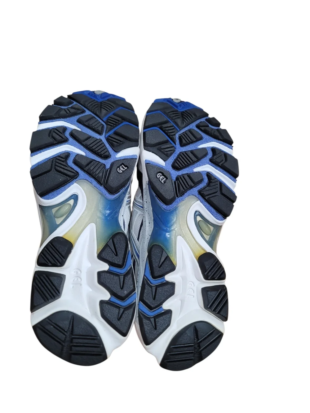 New Asics Women's Gel Kayano 8 - Picture 6 of 7